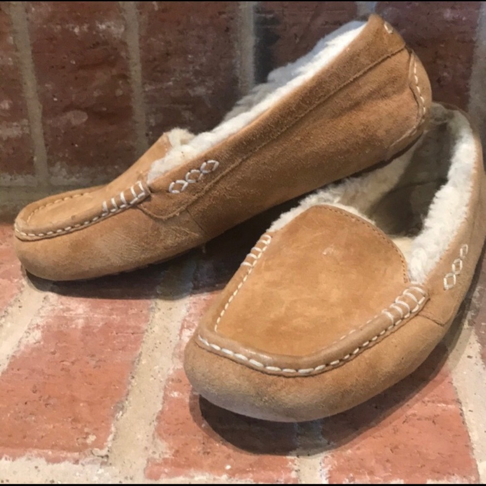 UGG ANSLEY SLIPPER, women’s 7, chestnut